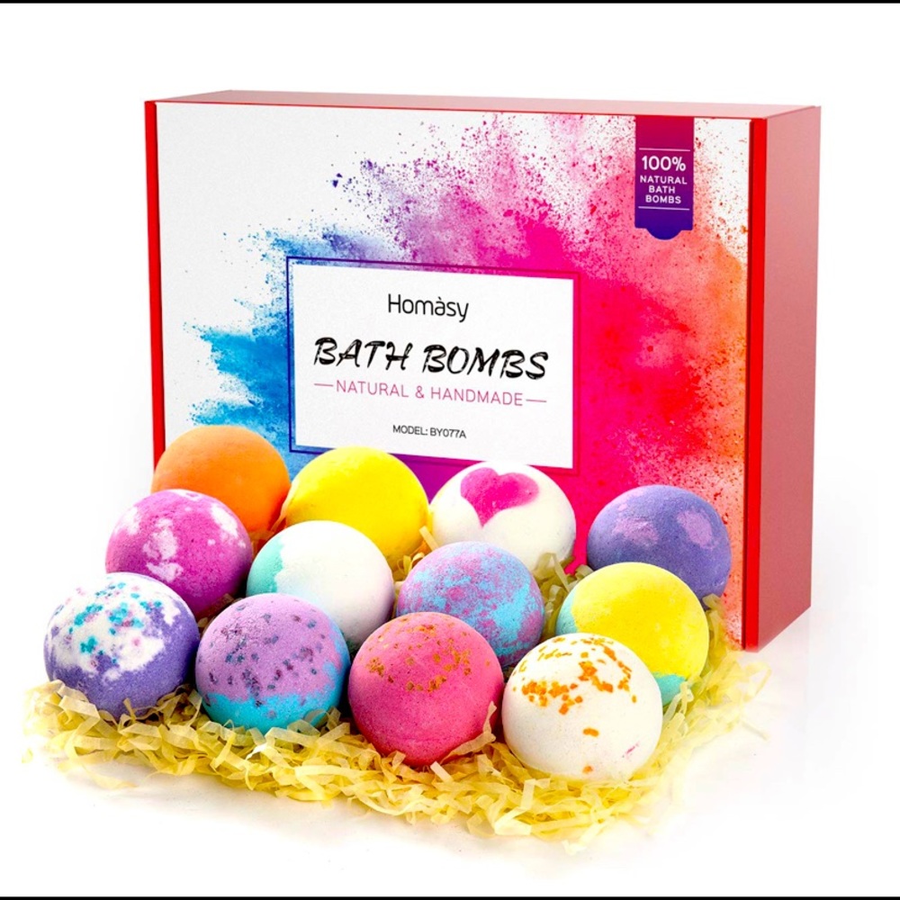 BATH BOMB SET - BRAND NEW!!! 💋